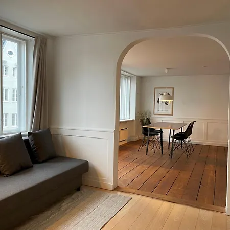 Stylish - View Of The Marble Church Apartmán